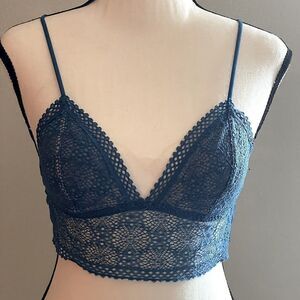New! Victoria’s Secret, Dusky Blue, Lace Bralette. Size Small.